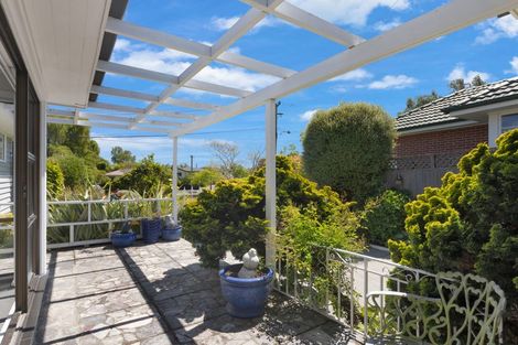 Photo of property in 233 Fifield Terrace, Opawa, Christchurch, 8023