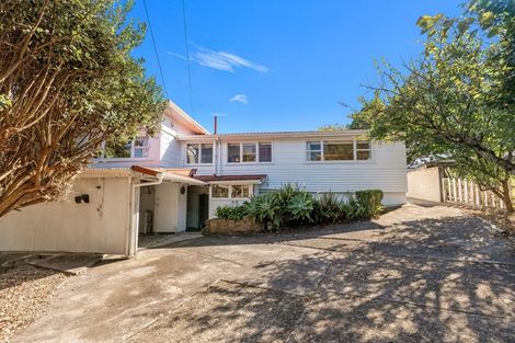 Photo of property in 21 Saint Leonards Road, Kelston, Auckland, 0602