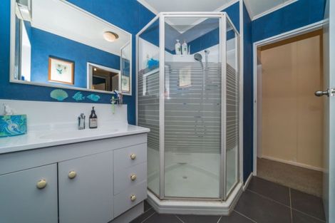 Photo of property in 18 Flyger Street, Kimbolton, 4774