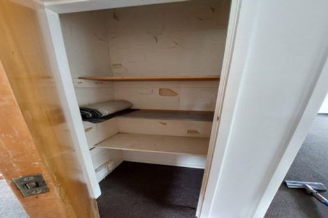 Photo of property in 1/27a Randwick Road, Northland, Wellington, 6012