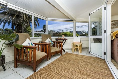 Photo of property in 31a Rewi Street, Torbay, Auckland, 0630