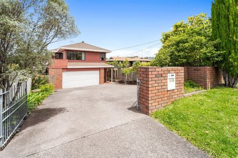 Photo of property in 1/10 Channel View Road, Campbells Bay, Auckland, 0630