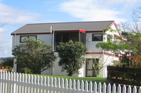 Photo of property in 11 Glen Neaves, Pauanui, Hikuai, 3579