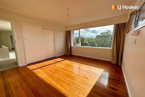Photo of property in 15 Pioneer Crescent, Helensburgh, Dunedin, 9010