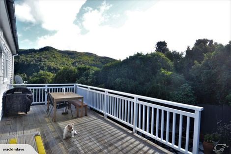 Photo of property in 8 Berkshire Avenue, Wilton, Wellington, 6012