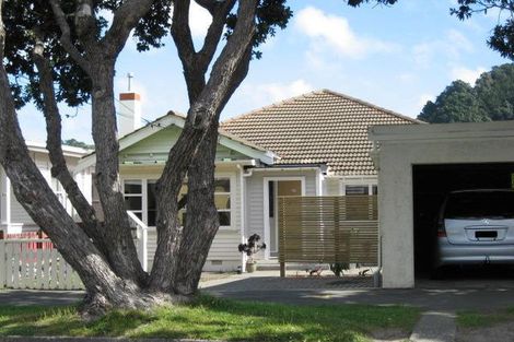 Photo of property in 52 Dundas Street, Seatoun, Wellington, 6022