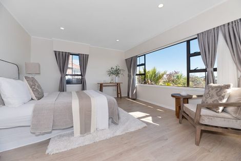 Photo of property in 25 Coates Road, Cockle Bay, Auckland, 2014