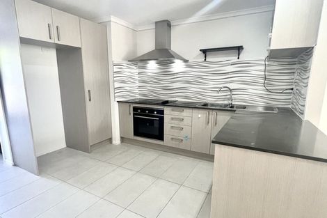 Photo of property in 20 Bellbird Street, Papakura, 2110