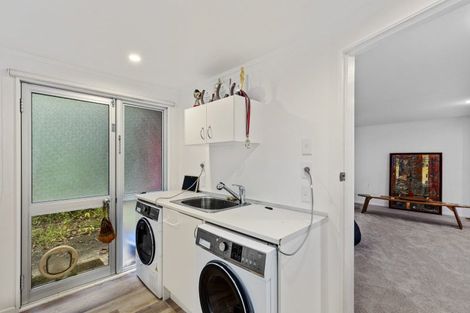 Photo of property in 13 Fernleigh Street, Ferndale, New Plymouth, 4310