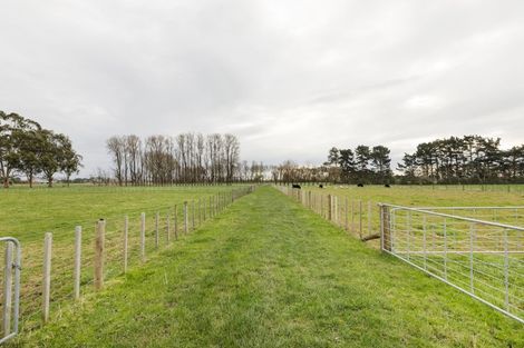 Photo of property in 84 Oroua Road, Kairanga, Palmerston North, 4475