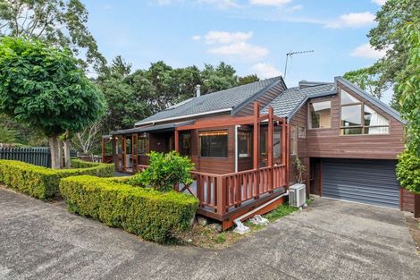 Photo of property in 58a Lantana Road, Green Bay, Auckland, 0604