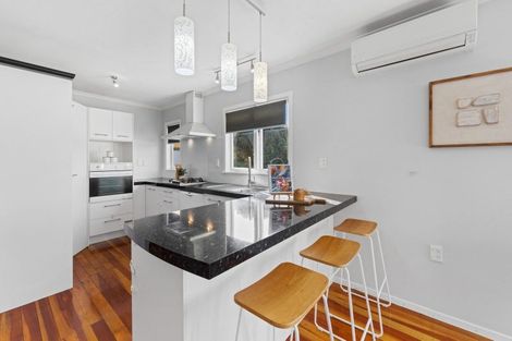 Photo of property in 16 Kenmore Street, Westown, New Plymouth, 4310