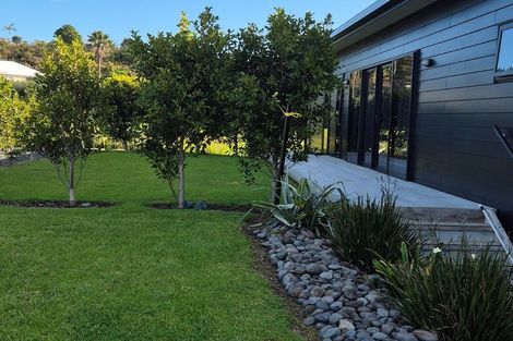 Photo of property in 330 Cable Bay Block Road, Cable Bay, 0420