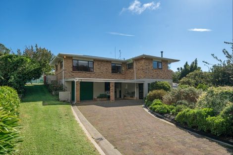 Photo of property in 5 Whakapaki Street, Urenui, 4375