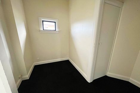 Photo of property in 30 Argentine Avenue, Miramar, Wellington, 6022