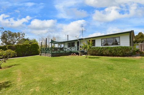 Photo of property in 574 Crane Road, Kauri, Kamo, 0185