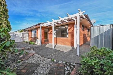 Photo of property in 3/22 Lake Terrace Road, Burwood, Christchurch, 8061