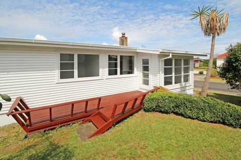 Photo of property in 3 Browning Street, Manurewa East, Auckland, 2102