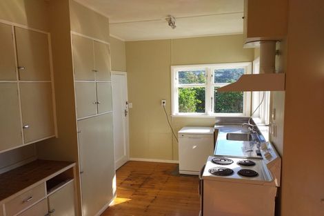Photo of property in 62 Tarawera Road, Johnsonville, Wellington, 6037