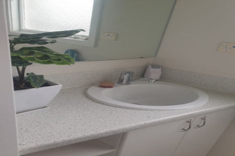 Photo of property in 18 Ashfield Place, Ilam, Christchurch, 8041