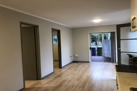 Photo of property in 1/288 Sunset Road, Windsor Park, Auckland, 0632