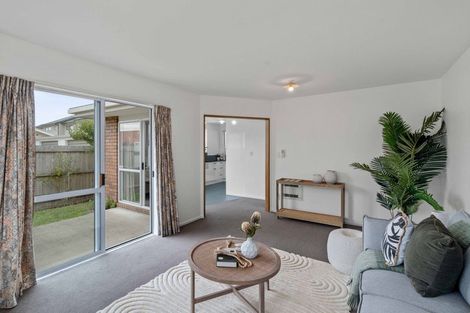 Photo of property in 3/5 Broadbent Street, Riccarton, Christchurch, 8041