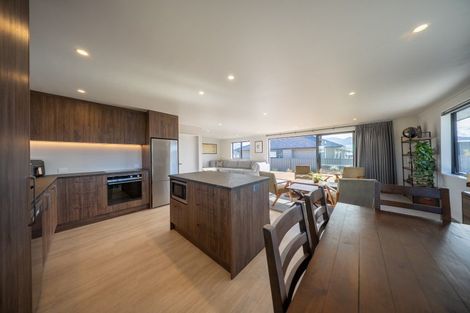 Photo of property in 22 Marakura Drive, Te Anau, 9600