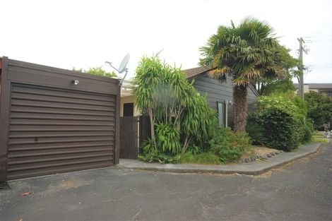 Photo of property in 2 Pohutukawa Place, Ellerslie, Auckland, 1051