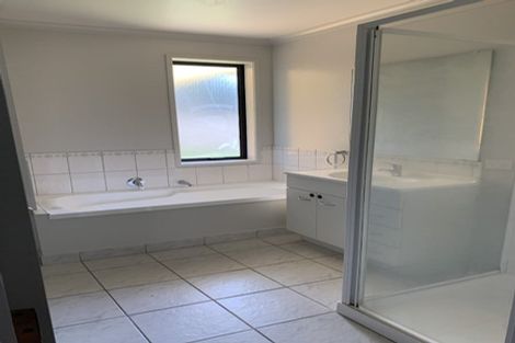 Photo of property in 19a Crawford Avenue, Mangere Bridge, Auckland, 2022