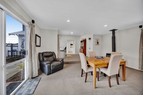 Photo of property in 74 Puriri Street, Hawera, 4610