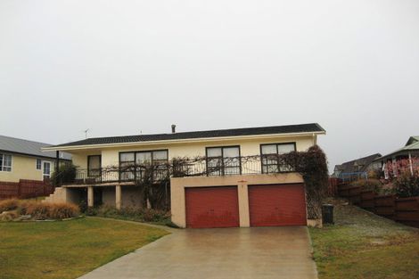 Photo of property in 70 Newcastle Street, Clyde, 9330