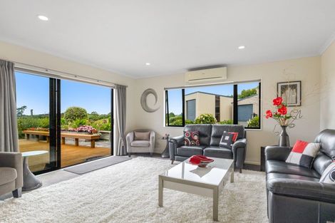 Photo of property in 98 Pitt Road, Hillsborough, New Plymouth, 4372