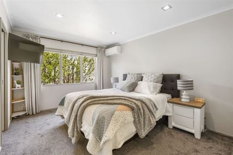 Photo of property in 23 Caversham Drive, Torbay, Auckland, 0630