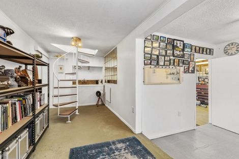 Photo of property in 59 Bird Grove, Stokes Valley, Lower Hutt, 5019