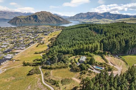 Photo of property in 52 Kirimoko Crescent, Wanaka, 9305
