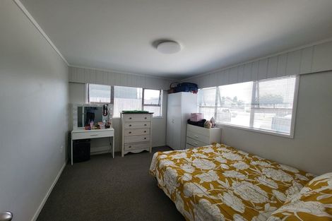 Photo of property in 41 Ferguson Street, Manurewa East, Auckland, 2102