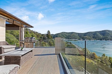 Photo of property in 362b Waikawa Road, Waikawa, Picton, 7220