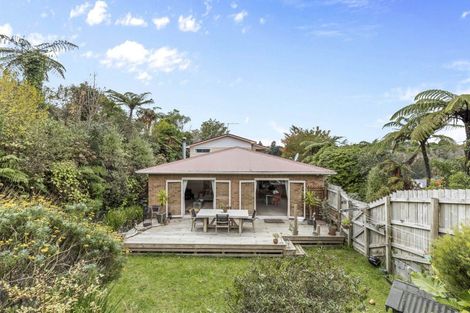 Photo of property in 13 Fernleigh Street, Ferndale, New Plymouth, 4310