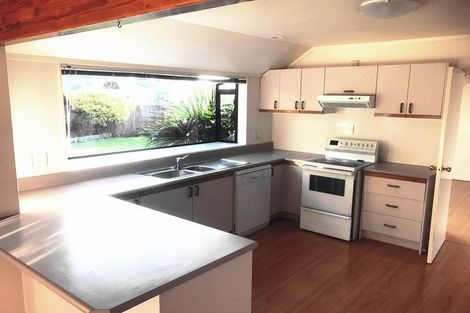 Photo of property in 31 Lemonwood Place, The Gardens, Auckland, 2105