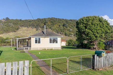 Photo of property in 3 Main Rd Ngakawau, Ngakawau, 7824