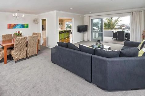 Photo of property in 12 Haseler Crescent, Howick, Auckland, 2014