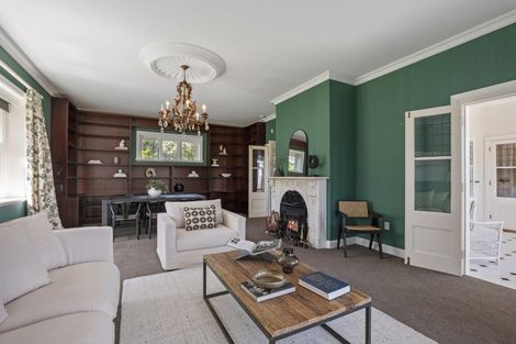 Photo of property in 14 Macmillan Avenue, Cashmere, Christchurch, 8022