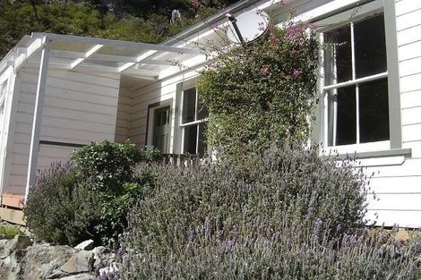 Photo of property in 165 Shakespeare Road, Bluff Hill, Napier, 4110