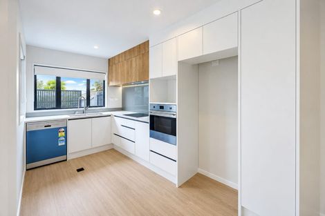 Photo of property in 5/7 Tapu Road, Huapai, Kumeu, 0810