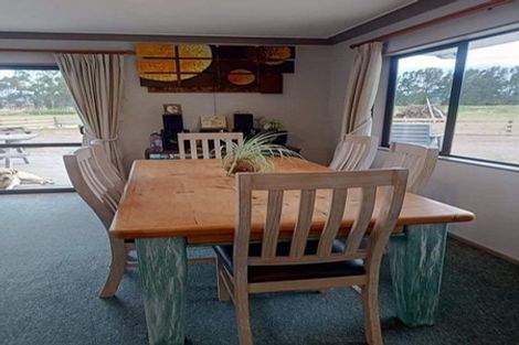 Photo of property in 373 Hauraki Road, Orongo, Thames, 3574