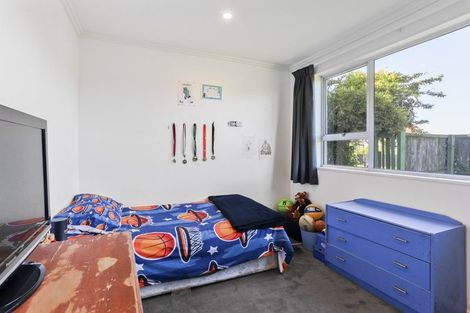 Photo of property in 4 Coates Place, Rangiora, 7400