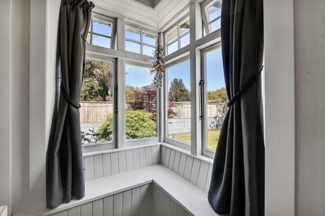 Photo of property in 263 Huatoki Street, Upper Vogeltown, New Plymouth, 4310