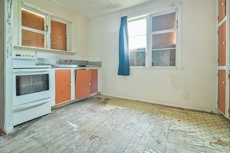Photo of property in 1010 Pukatea Street, Saint Leonards, Hastings, 4120