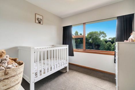 Photo of property in 8 Brenda Place, Halswell, Christchurch, 8025