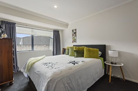 Photo of property in 3 Riverstone Drive, Riverstone Terraces, Upper Hutt, 5018